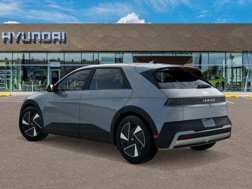 Cyber Gray 2026 Hyundai IONIQ 5 SEL