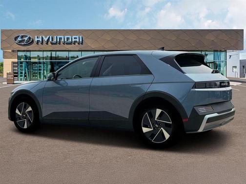 Lucid Blue 2026 Hyundai IONIQ 5 SE