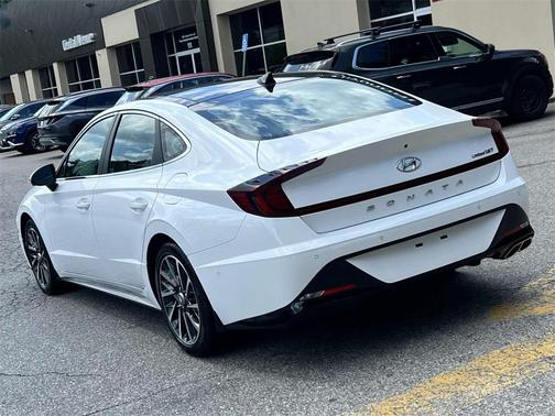 2023 Hyundai SONATA Limited