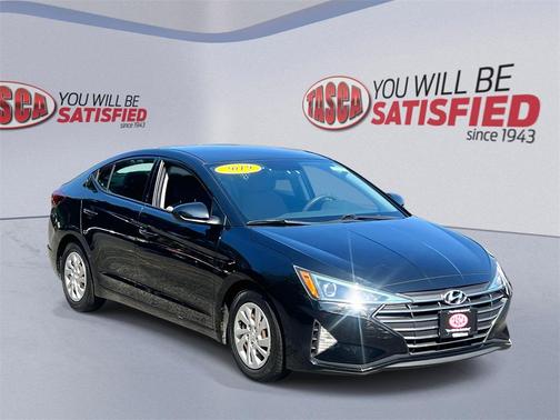 2019 Hyundai ELANTRA SE