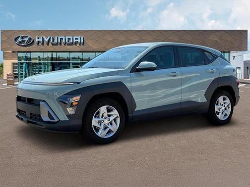 2025 Hyundai KONA SE