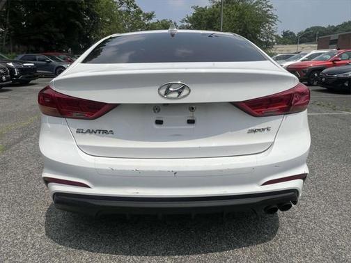 2018 Hyundai ELANTRA Sport