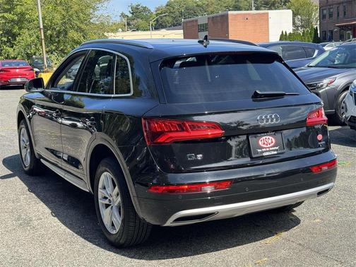 2020 Audi Q5 45 Premium