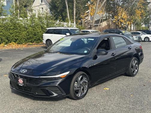 2025 Hyundai ELANTRA Sport