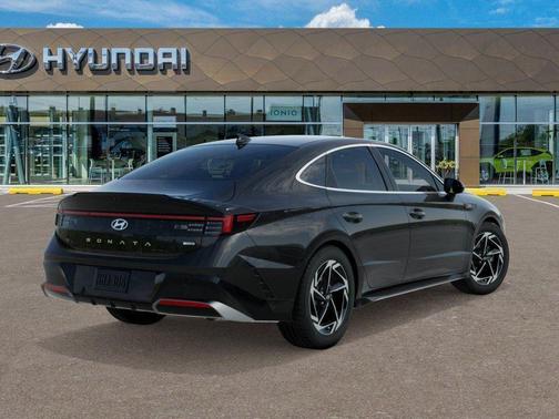 Abyss Black 2026 Hyundai SONATA SEL