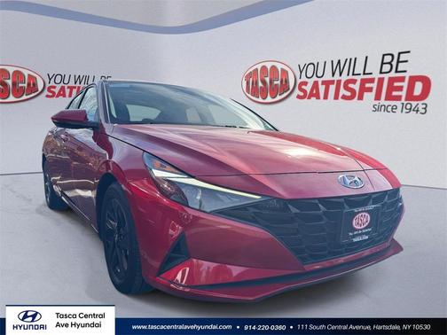 2022 Hyundai ELANTRA SEL