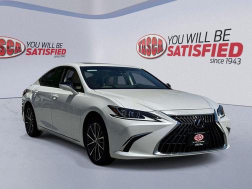White Pearl 2023 Lexus ES 350 Base