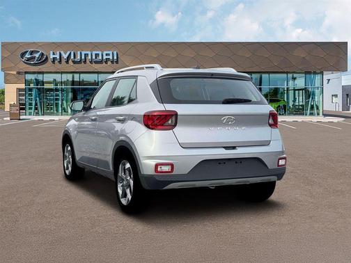 Shimmering Silver 2026 Hyundai VENUE SEL