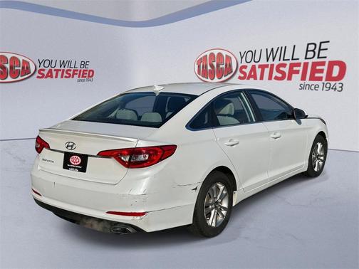 2017 Hyundai SONATA SE