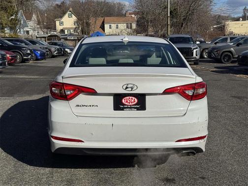 2017 Hyundai SONATA SE