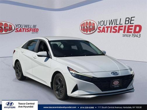 2022 Hyundai ELANTRA HEV Blue