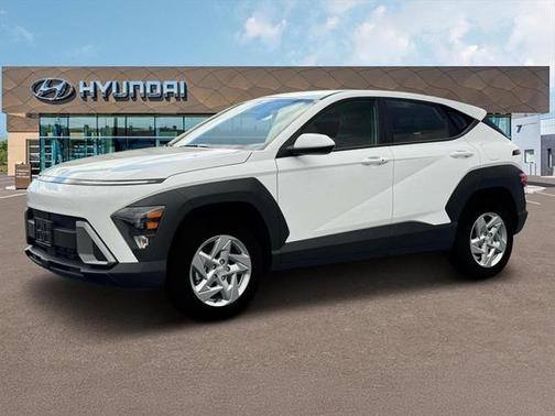 2025 Hyundai KONA SE