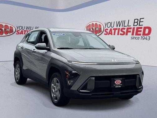 Cyber Gray Metallic 2024 Hyundai KONA SE