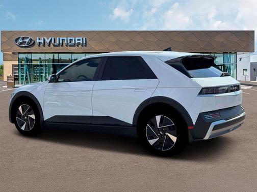 Atlas White 2026 Hyundai IONIQ 5 SEL