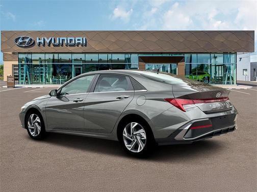 2026 Hyundai ELANTRA Limited