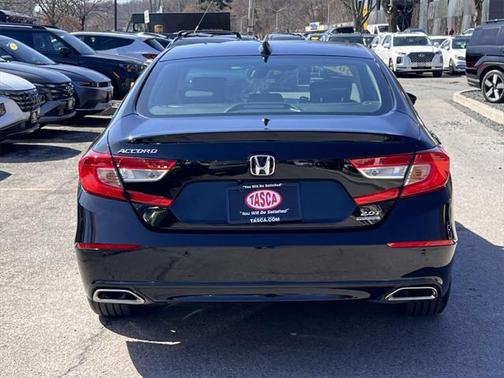 2022 Honda Accord Touring 2.0T