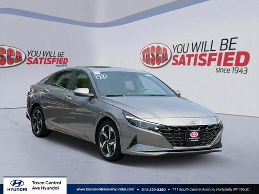 2022 Hyundai ELANTRA SEL