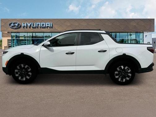 2025 Hyundai SANTA CRUZ SEL Activity