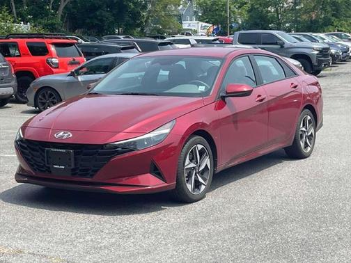 2023 Hyundai ELANTRA SEL