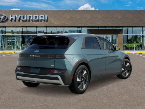 2025 Hyundai IONIQ 5 SE
