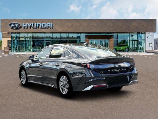 Abyss Black 2026 Hyundai SONATA Hybrid Limited