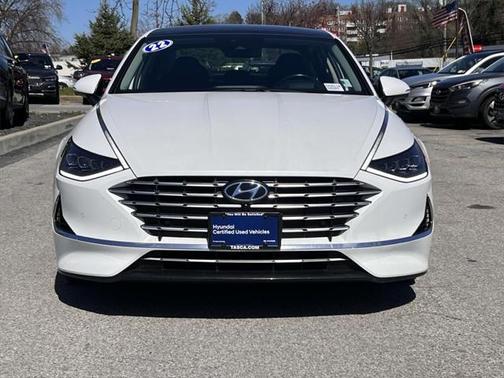 2022 Hyundai SONATA Hybrid Limited