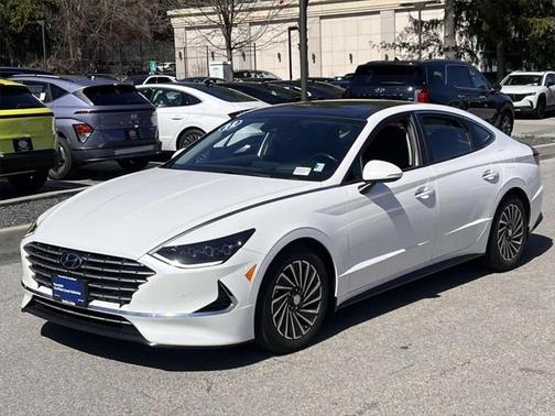 2022 Hyundai SONATA Hybrid Limited