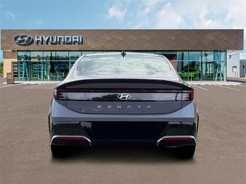 2026 Hyundai SONATA SEL
