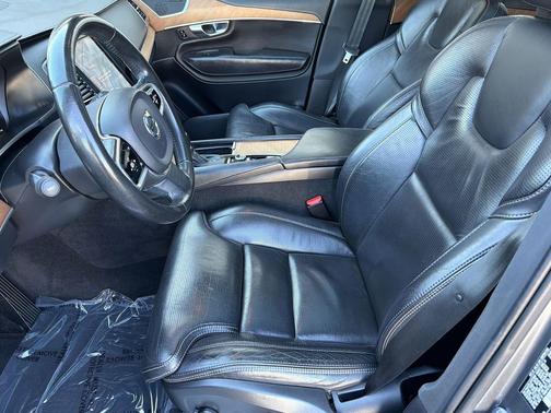 Gray 2017 Volvo XC90 T6 Inscription