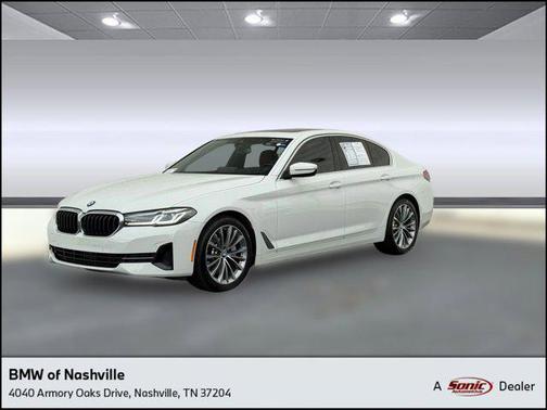 2022 BMW 530 i