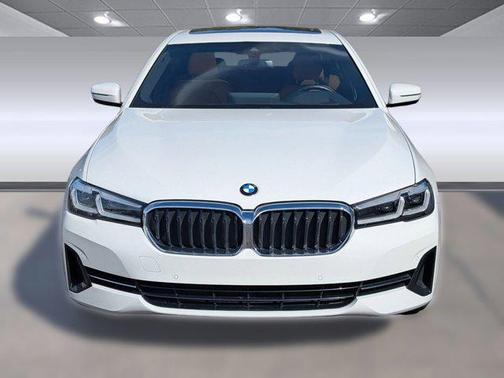 2022 BMW 530 i