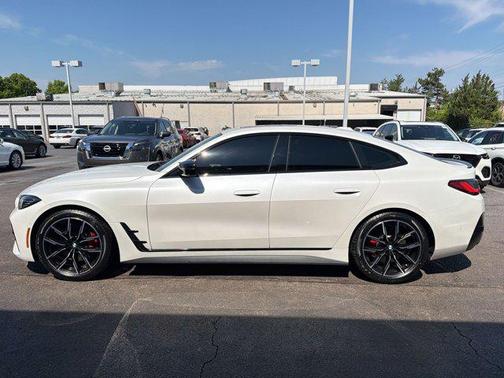 Mineral White Metallic 2023 BMW M440 i