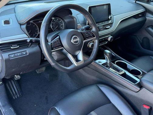 2023 Nissan Altima SR FWD