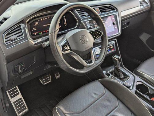2022 Volkswagen Tiguan 2.0T SEL R-Line 4MOTION