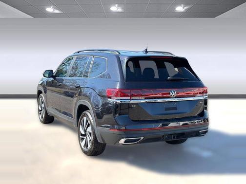 2024 Volkswagen Atlas 2.0T SE w/Technology 4MOTION