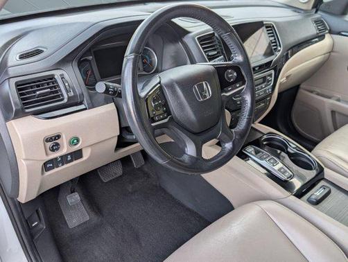 2020 Honda Pilot Touring 8-Passenger