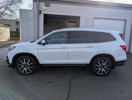 2020 Honda Pilot Touring 8-Passenger