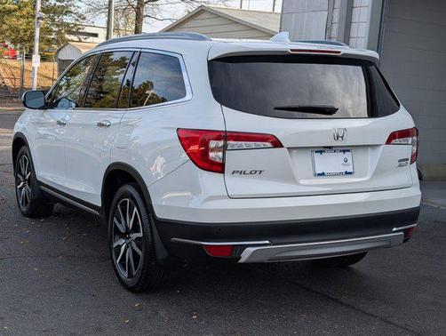 2020 Honda Pilot Touring 8-Passenger