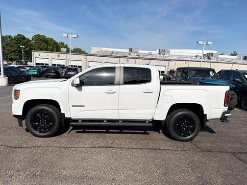 Summit White 2022 GMC Canyon Elevation