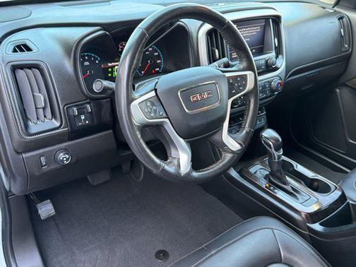 Summit White 2022 GMC Canyon Elevation