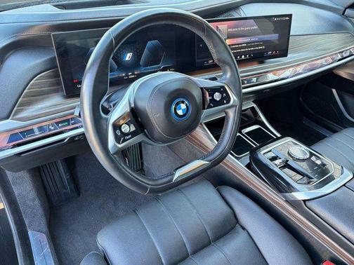 2024 BMW i7 xDrive60