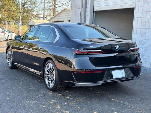 2024 BMW i7 xDrive60