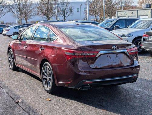 2016 Toyota Avalon XLE