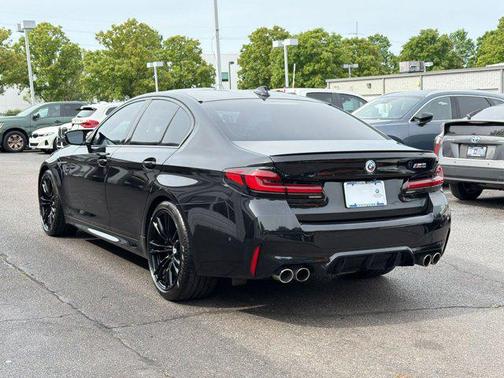 Black Sapphire Metallic 2023 BMW M5 Base