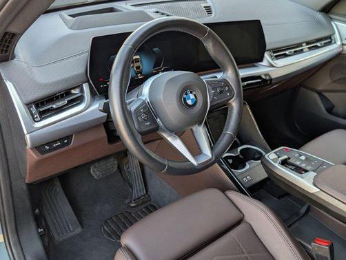 2025 BMW X2 xDrive28i