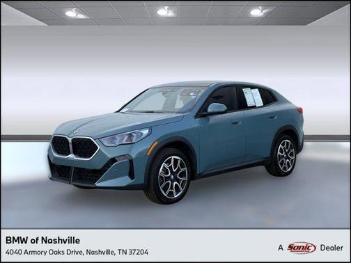 Cape York Green Metallic 2025 BMW X2 xDrive28i
