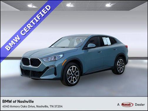 Cape York Green Metallic 2025 BMW X2 xDrive28i