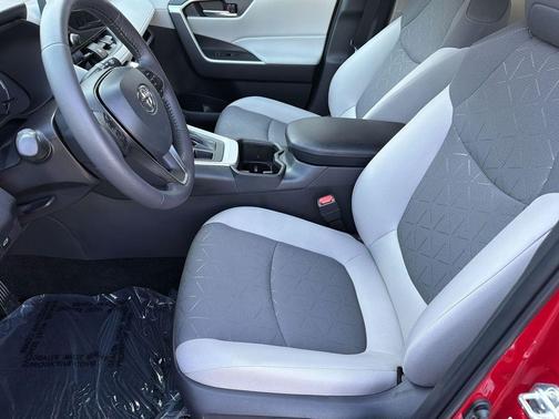 Ruby Flare Pearl 2025 Toyota RAV4 XLE