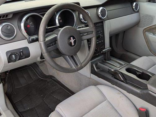 2009 Ford Mustang Premium