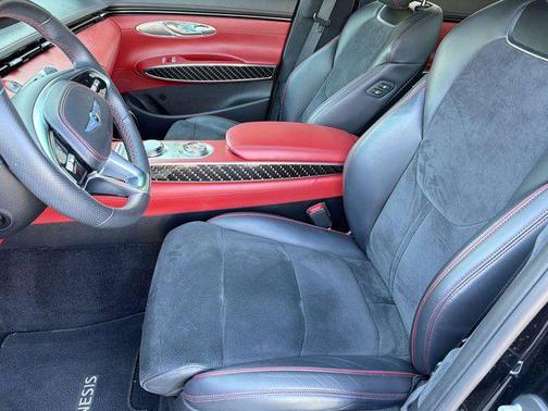 Vik Black 2022 Genesis GV70 3.5T AWD Sport